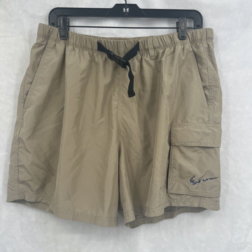 Nike Women’s Belted Cargo Short Large Beige Khaki